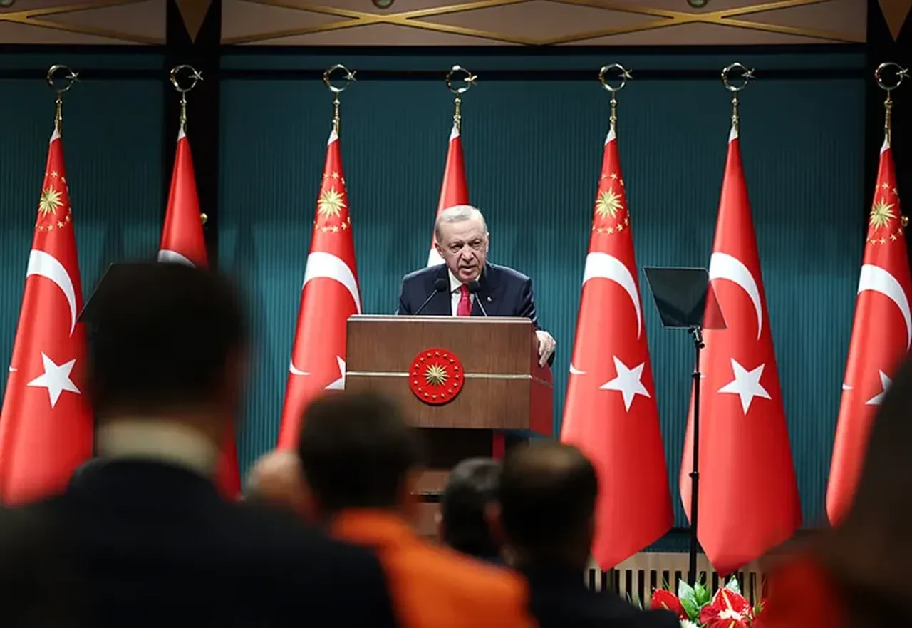 Kabine Toplantısı bitti mi kaç saat sürdü?