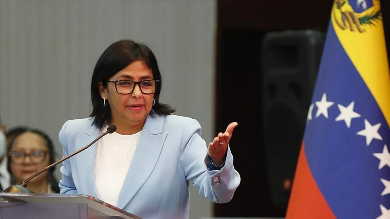 Maduro'nun güvendiği dağlara kar yağdı! Venezuela ihanet iddiasıyla çalkalanıyor: ABD'ye 'içeriden' yardım etti