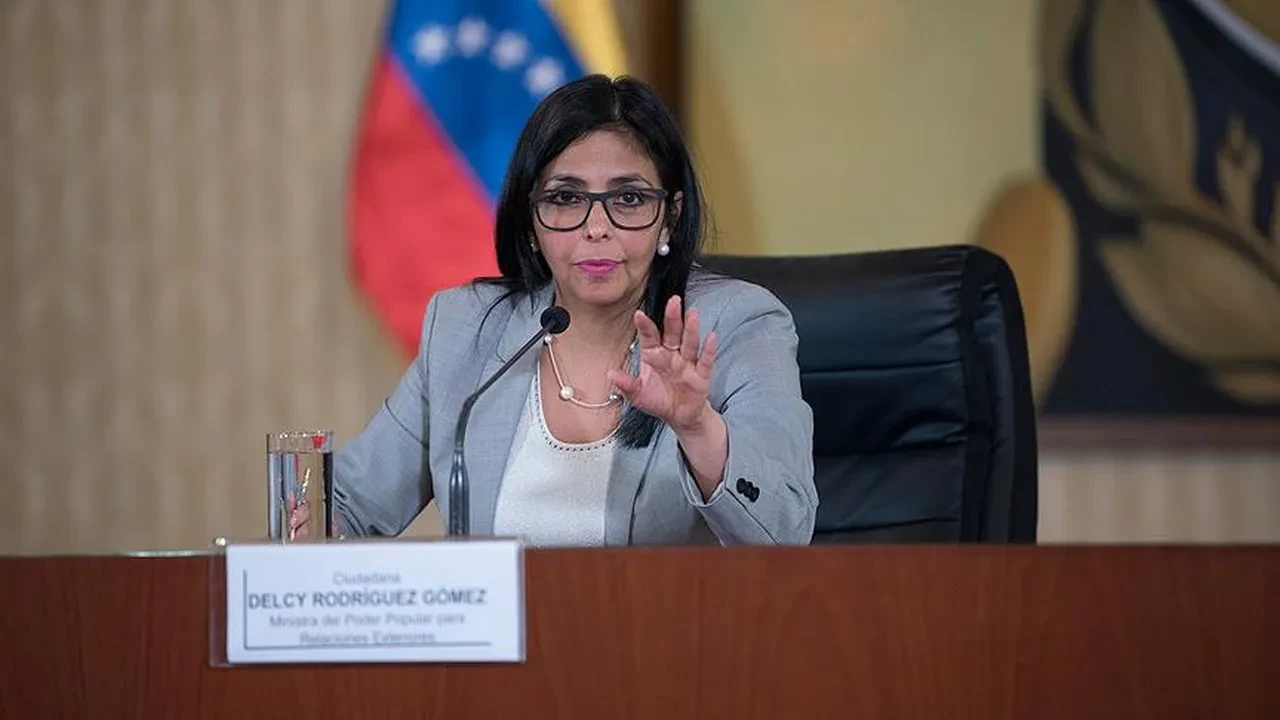 Maduro'nun güvendiği dağlara kar yağdı! Venezuela ihanet iddiasıyla çalkalanıyor: ABD'ye 'içeriden' yardım etti