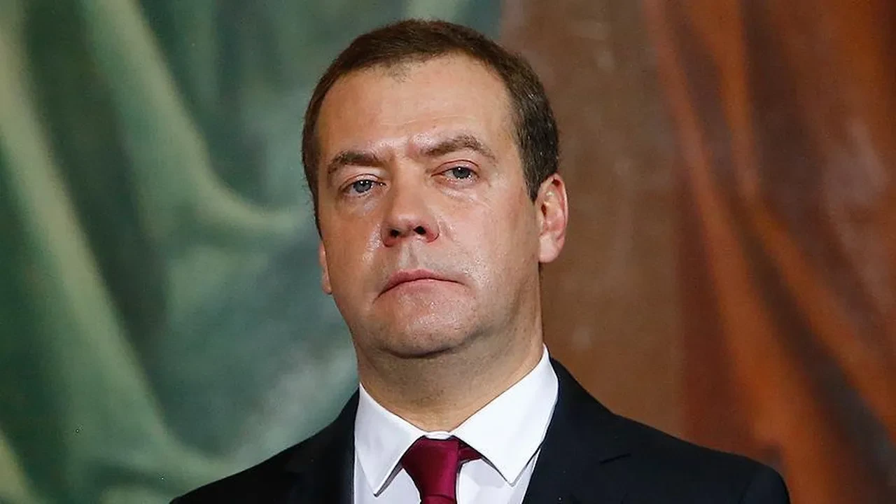 Medvedev'den ABD'ye dikkat çeken Venezuela tepkisi: Almanya Başbakanı Merz de kaçırılsa şaşırtmaz!