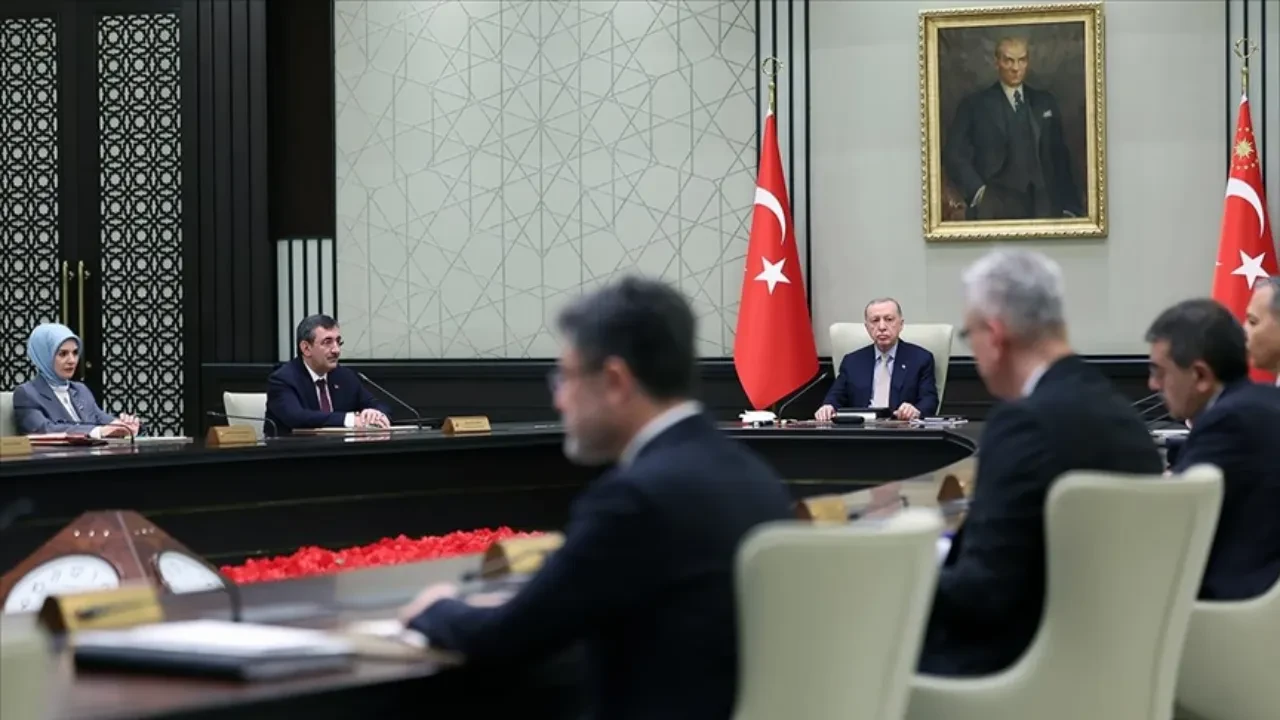 Yılın ilk kabinesi toplanıyor: İşte masadaki başlıklar