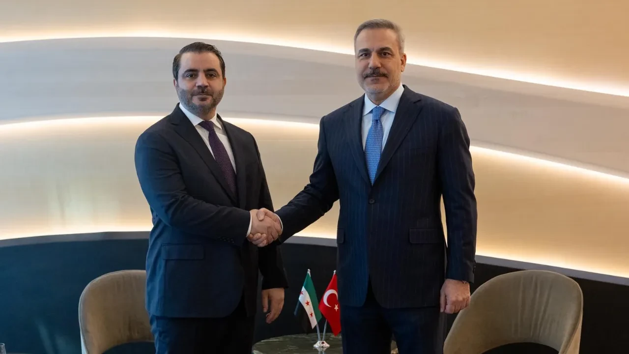 Bakan Fidan'dan kritik temas! Suriyeli mevkidaşı Ş…