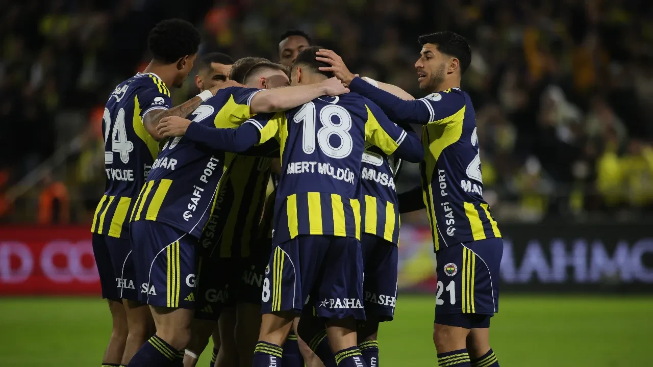 Fenerbahçe Samsunspor maç sonucu kaç kaç? Süper Kupa finalinde Galatasaray Fenerbahçe ile mi oynayacak?