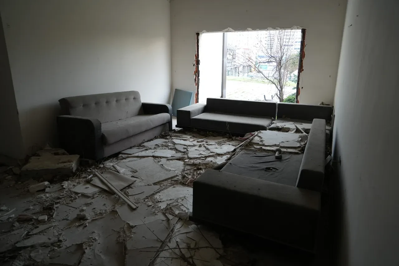 İstanbul'un ortasında gökdelen mezarlığı! İçeriden gelen görüntüler şoke etti