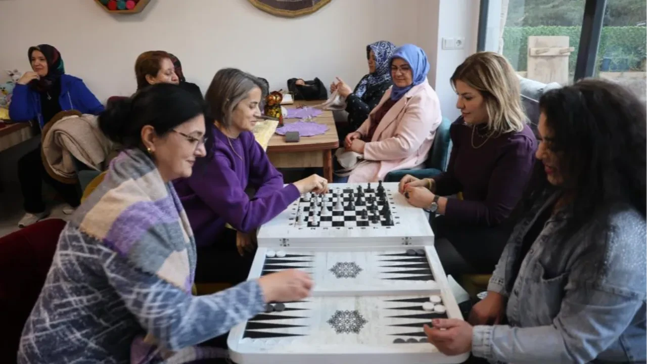 Kadınlara özel kafe: 