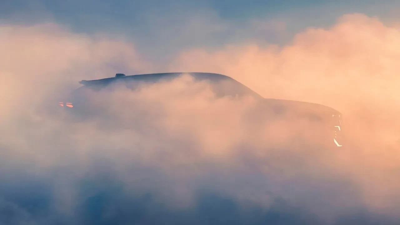 Renault Filante sahneye çıkıyor: Markanın yeni amiral gemisi