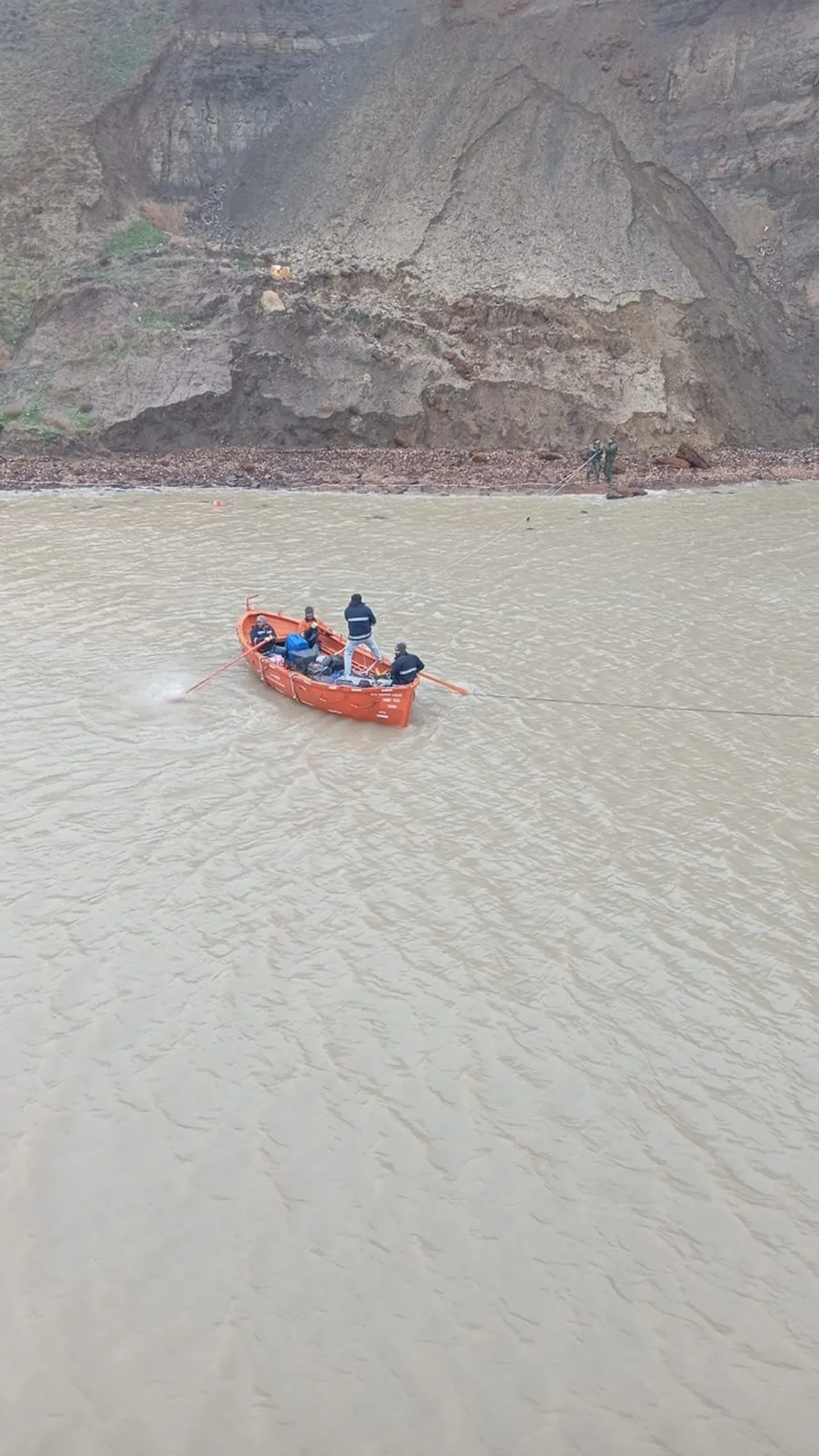  Türk gemisi Kerç Boğazında karaya oturdu! 
