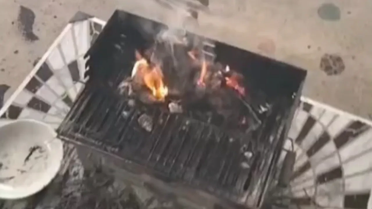 Yangın ihbarına geldiler, mangal keyfiyle karşılaştılar! Antalya'da ilginç olay