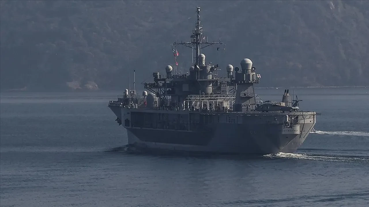 ABD Kuzey Atlantik'te Rusya bayraklı gemiye el koydu! Venezuela detayı da var