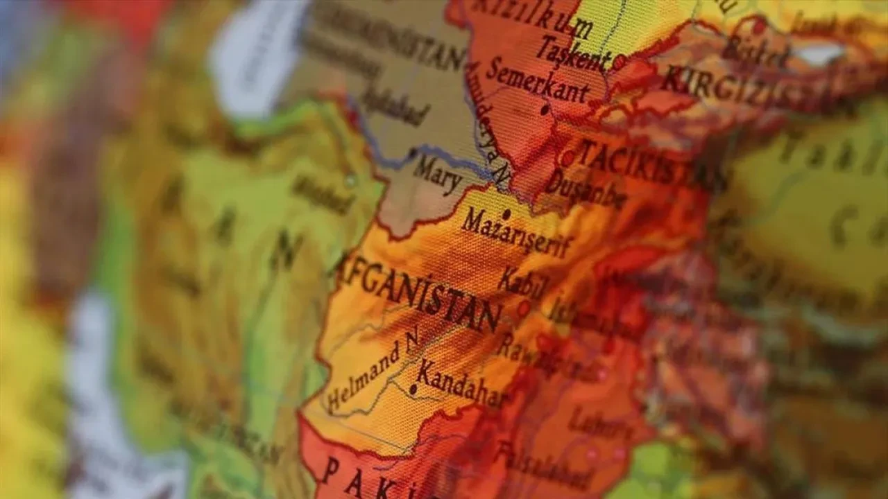 Afganistan'da maden şirketi ile yerel halk arasında çatışma! Ölüler var