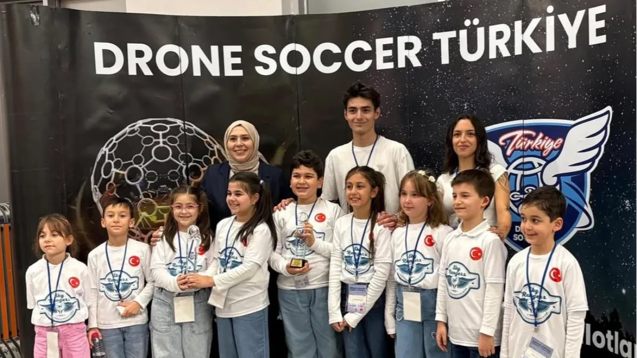 Drone Soccer Türkiye Turnuvası’nda Sky Rangers’tan çifte başarı