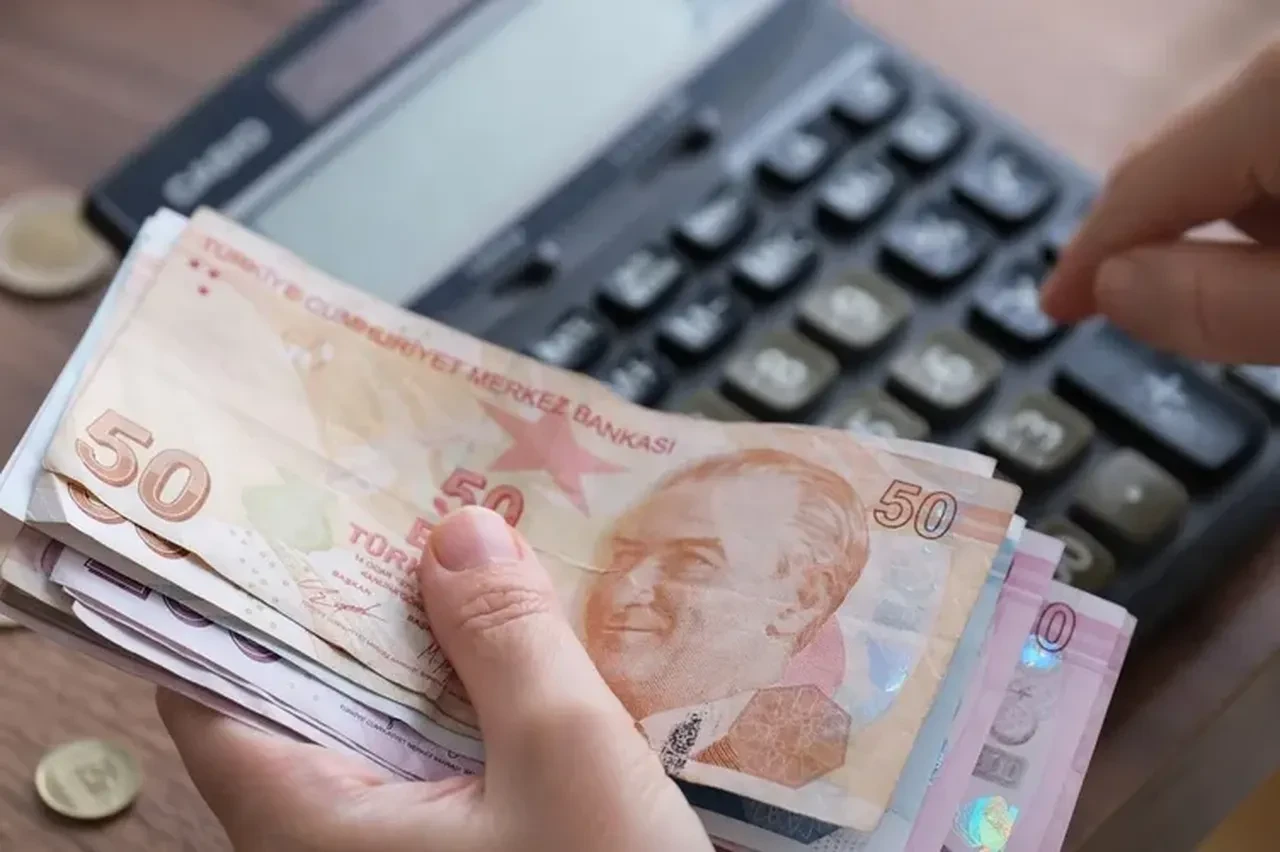 En düşük emekli maaşına refah payı sinyali! Cevdet Yılmaz müjdeyi verdi