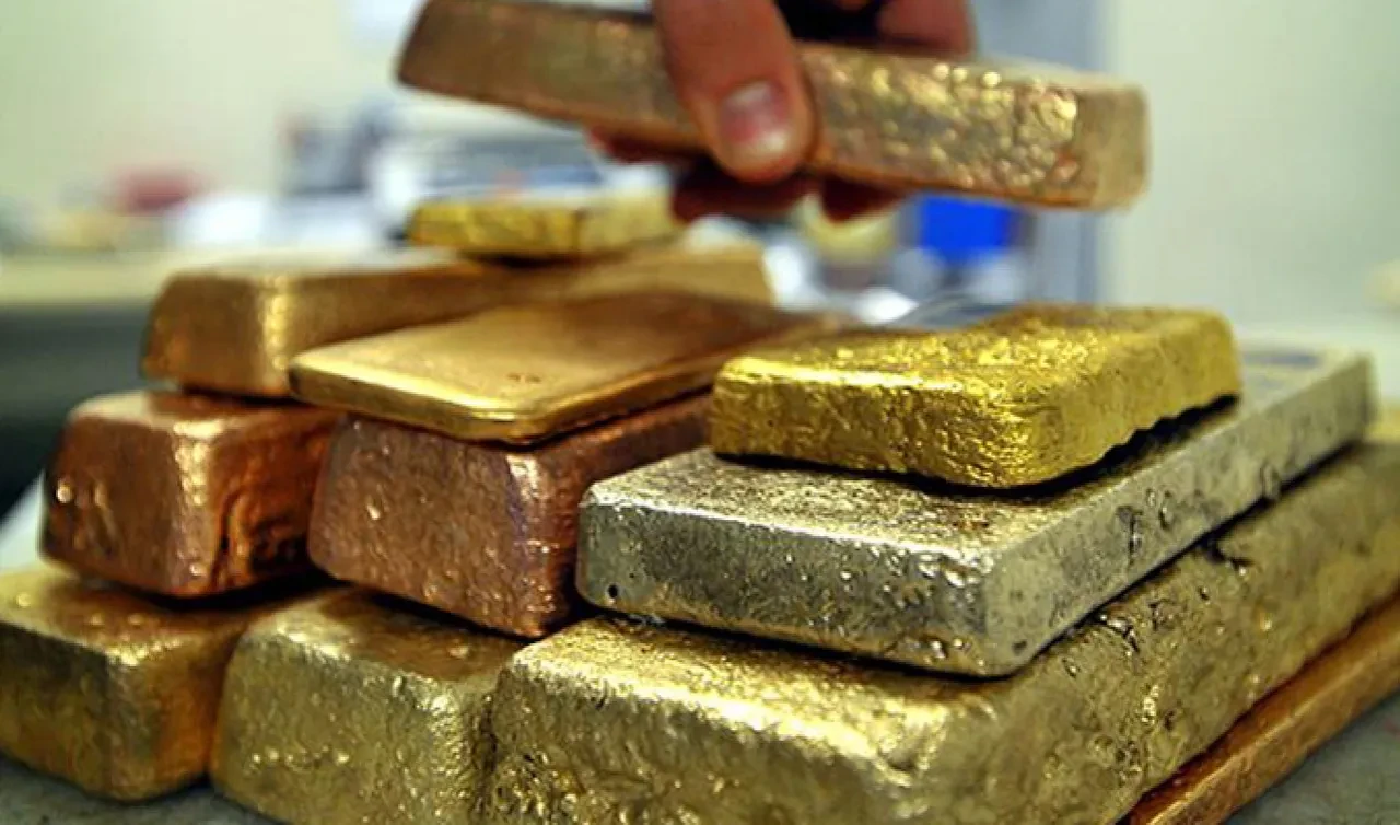 Morgan Stanley’den altın için tahminlerini değiştirdi