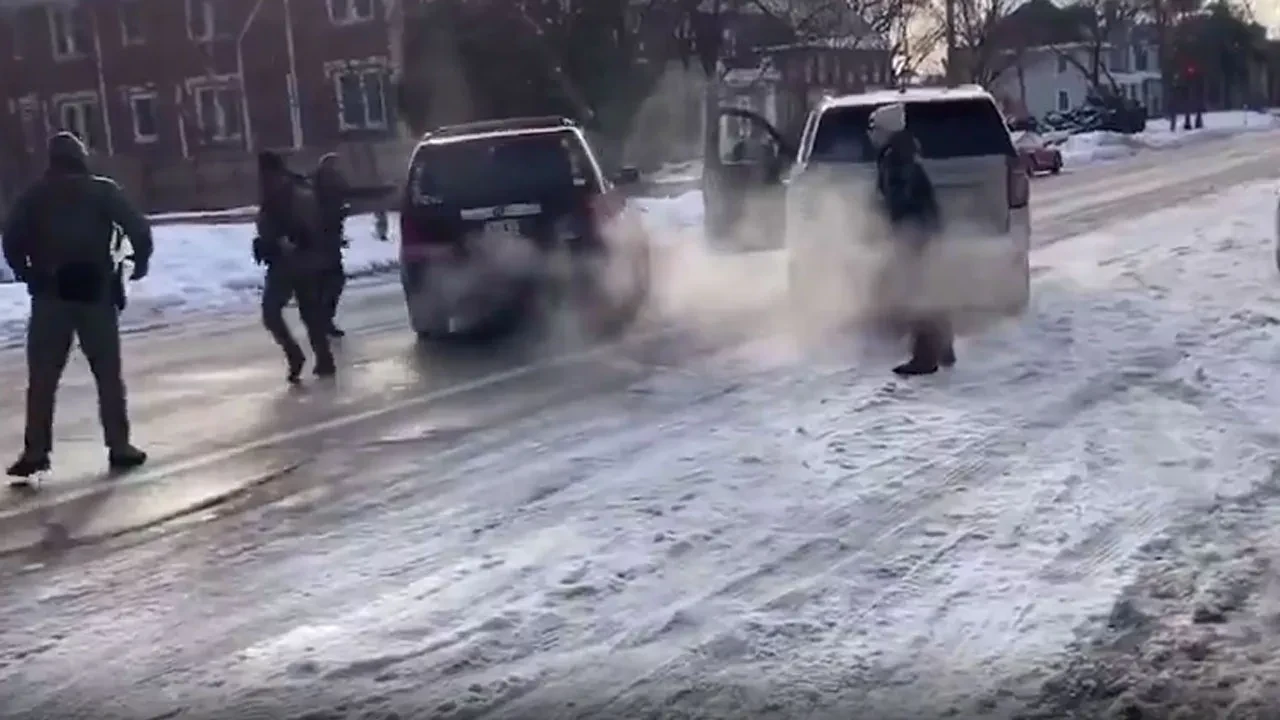 ABD'yi karıştıran cinayet! Göçmen polisi dehşet saçtı, halk sokaklara döküldü