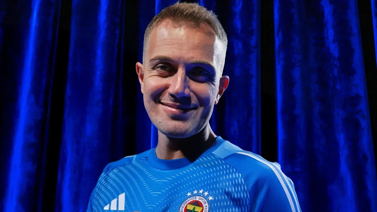 /spor/besiktastan-ayrilan-mert-gunokuu-fenerbahce-resmen-duyurdu-3275438