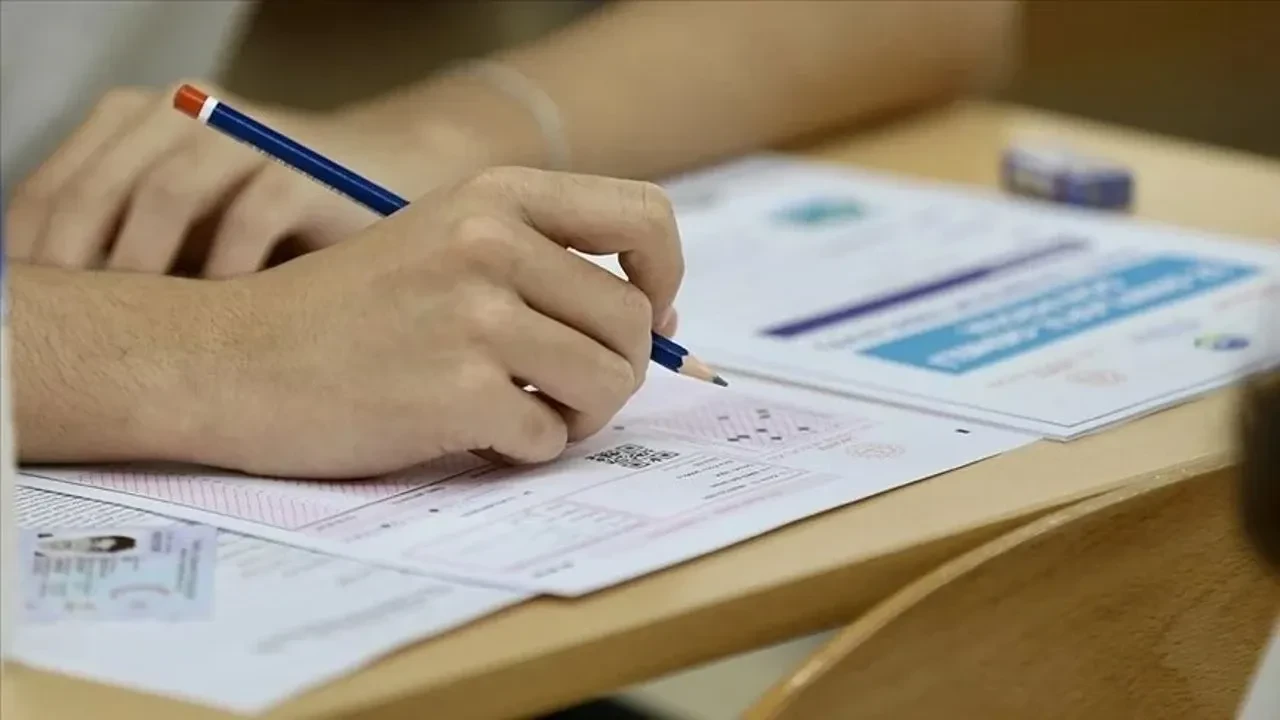 Bursluluk sınavı başvuru takvimi! MEB İOKBS 5, 6, 7, 8, 9, 10, 11 sınıflar için bursluluk sınavı ne zaman?