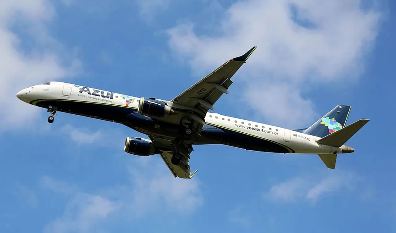 Azul Brazilian Airlines şirketine ait yolcu uçağı