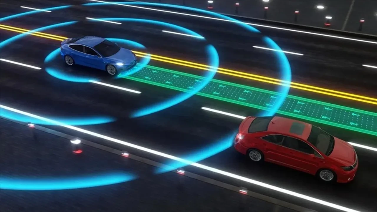 Eller ve gözler serbest kalacak! Ford otonom yarışına dahil oldu: 2028’de otomobiller kendisi gidecek