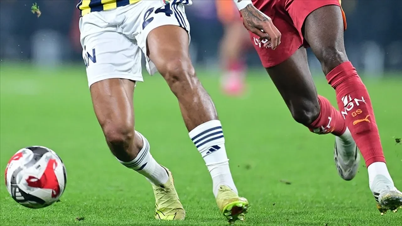 Galatasaray Fenerbahçe muhtemel 11! GS FB Süper Kupa derbi maç kadrosu ilk 11'leri netleşmeye başladı