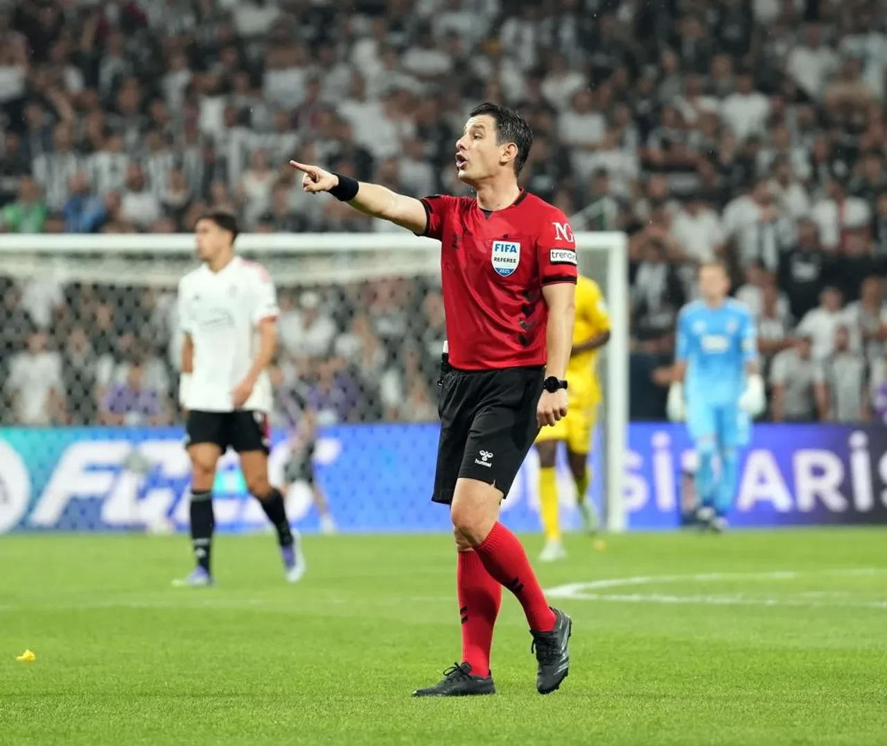 Galatasaray-Fenerbahçe Süper Kupa finalinin hakemi belli oldu 