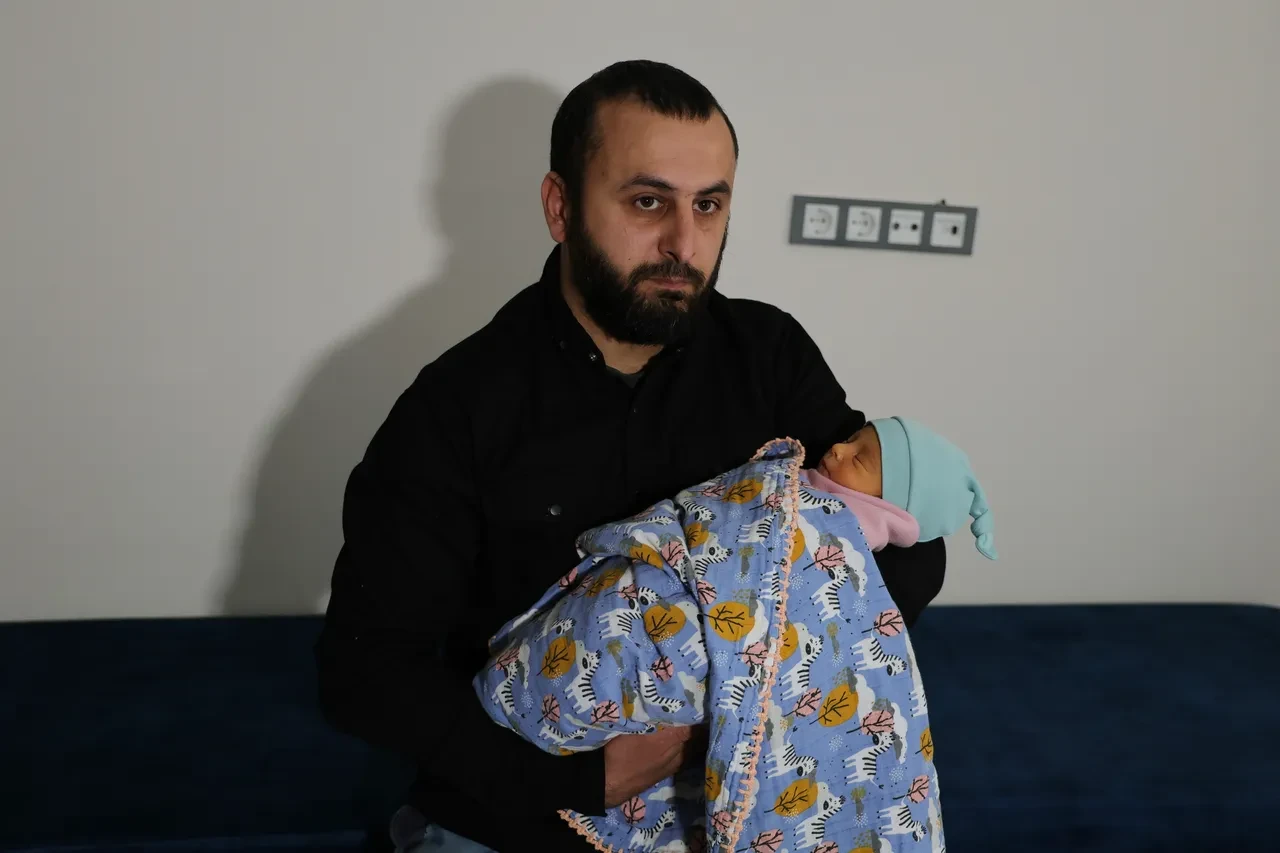 Hastanede topuk kanı krizi! Bebeklerine kayyum atanabilir: "Çocuğun adı 'firari bebek' kaldı"