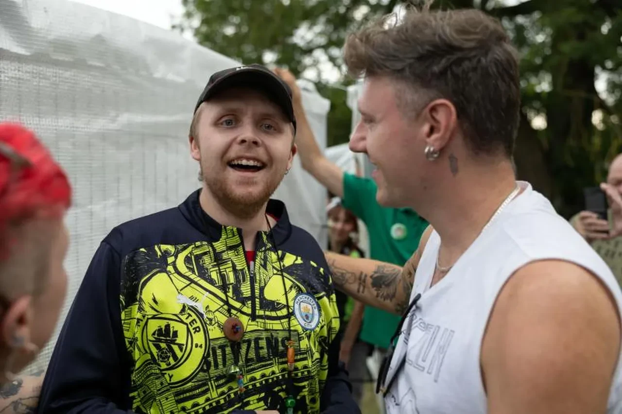 Henüz 24 yaşında demans yüzünden hayatını kaybetti, beynini bağışladı