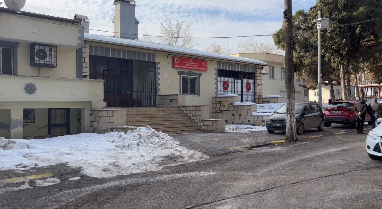 Ölen 17, öldüren 15 yaşında! İş arkadaşını kalbinden bıçaklayarak katletti 