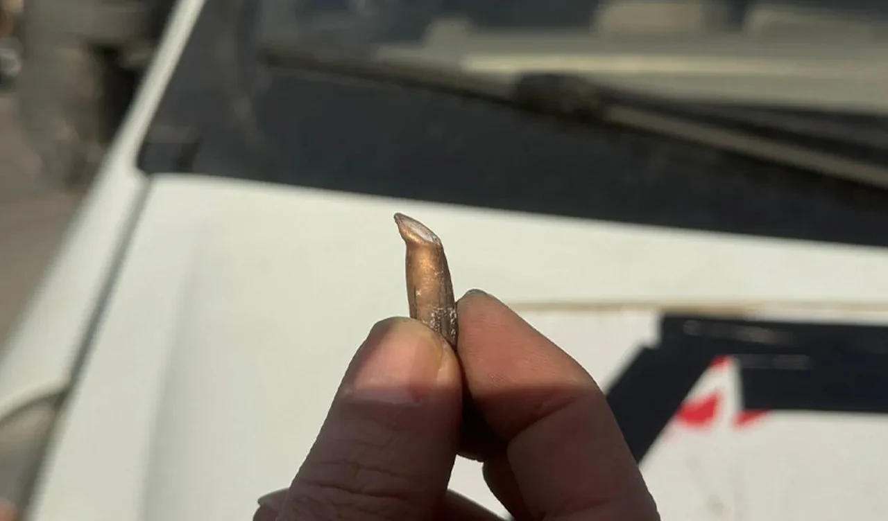 Terör örgütü YPG, Halep'te İhlas Haber Ajansı canlı yayın aracına ateş açtı