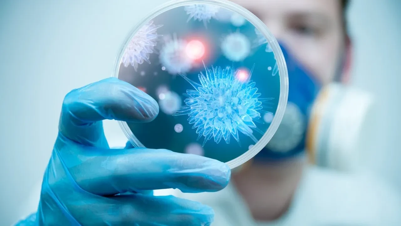 Yapay zeka laboratuvarda sıfırdan virüs üretti: "Kusursuz biyolojik silah" endişesi