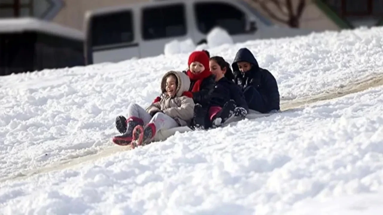 Bingöl'de okullar kar tatil mi 9 Ocak okullar açık mı? Beklenen açıklama geldi