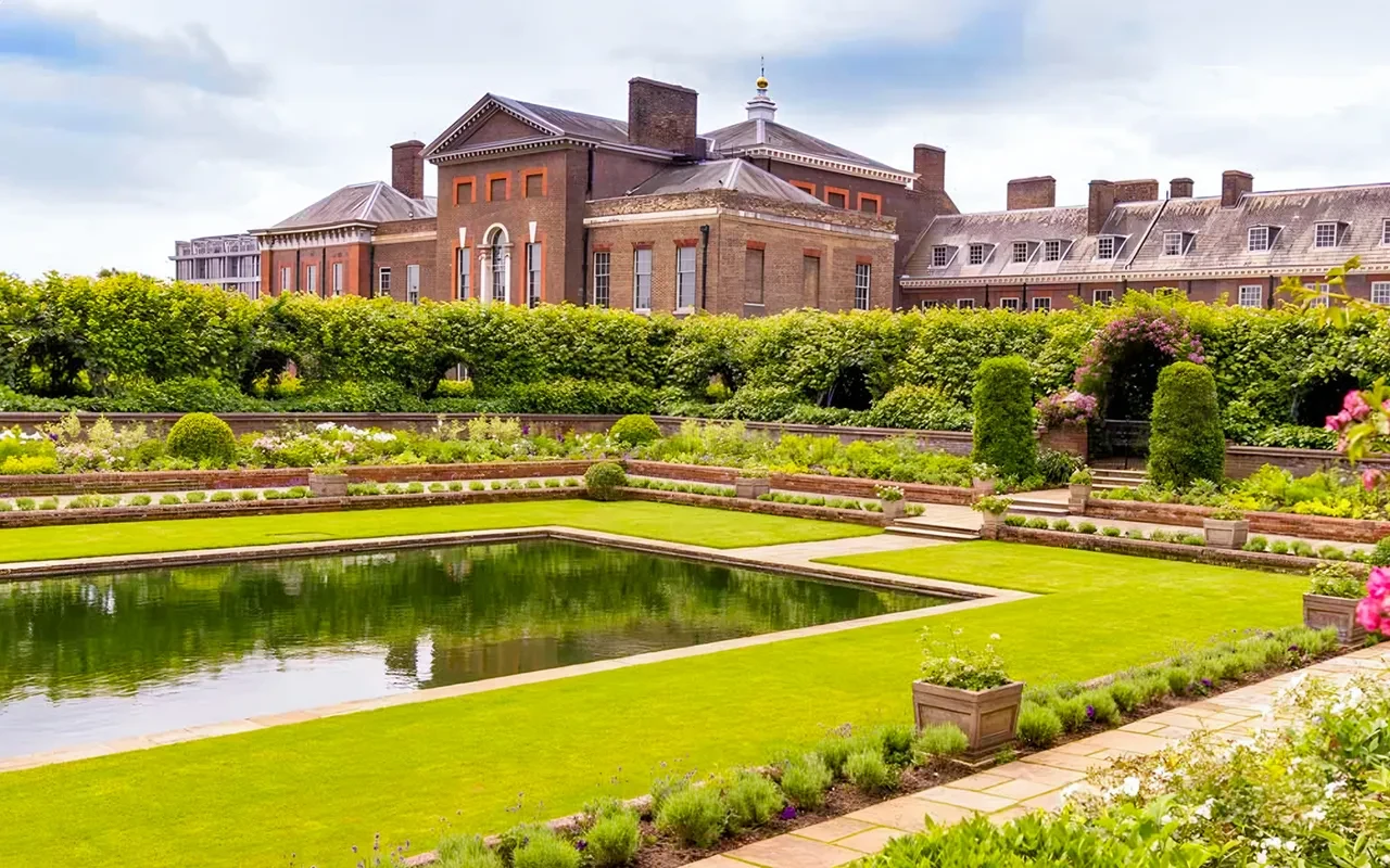  15 KENSINGTON PALACE GARDEN