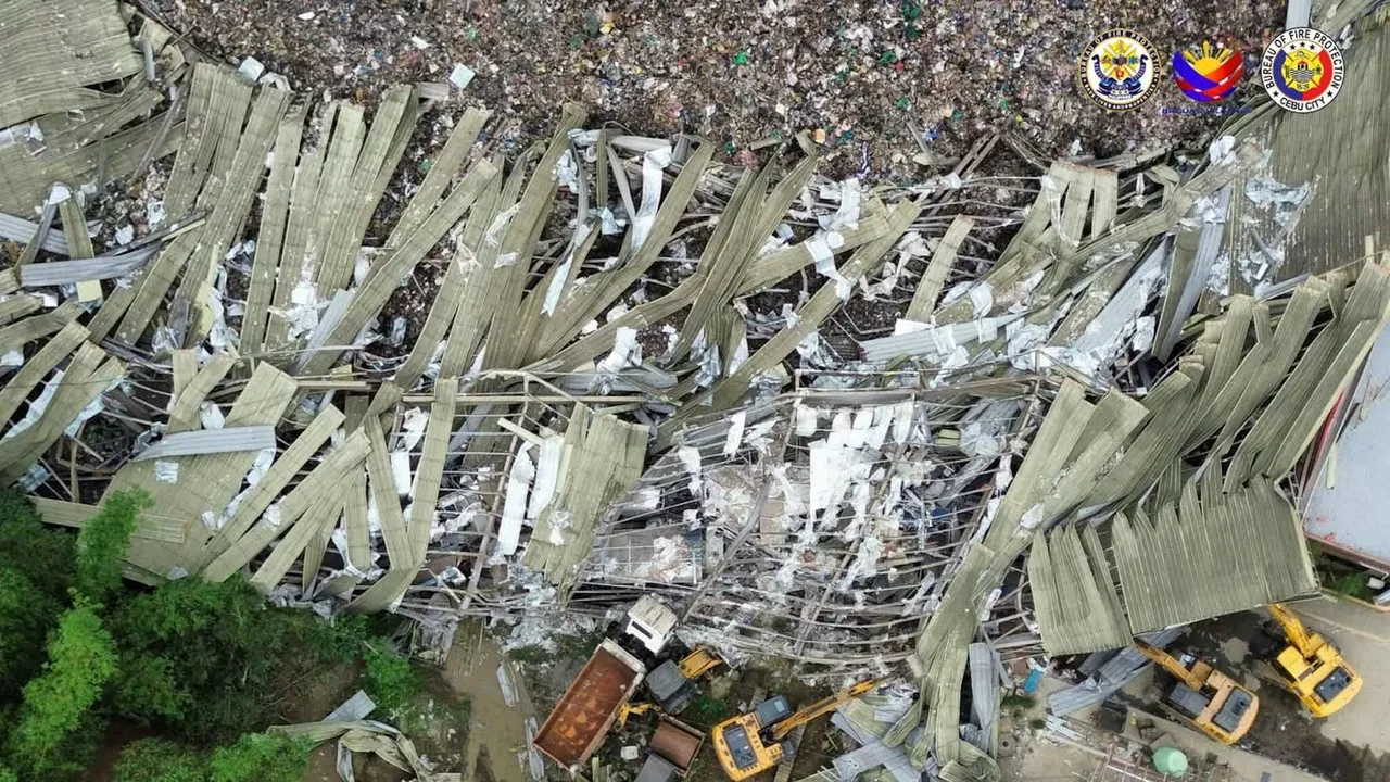 Onlarca kişi çöp dağının altında kaldı: Ölü ve çok sayıda kayıp var!