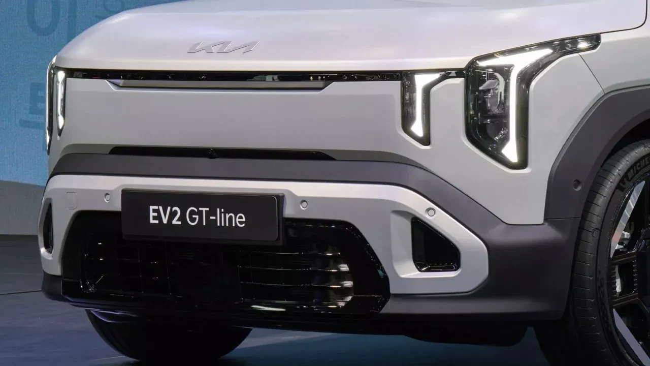 Uygun fiyatlı elektrikli SUV Kia EV2 için yeni video paylaşıldı: İşte özellikleri ve fiyatı