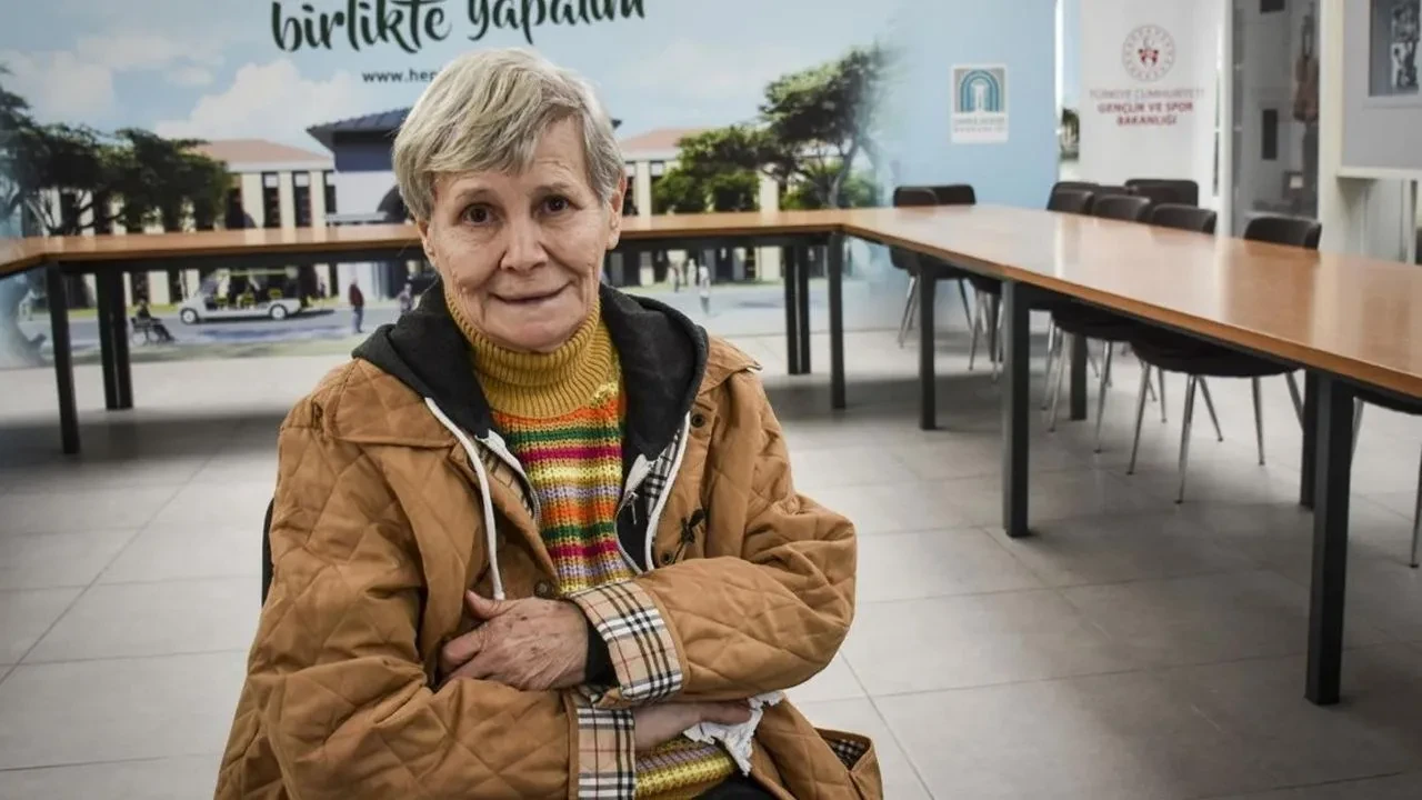 1968 Türkiye güzeli Sevgi Can Danlı'nın son hali yürekleri burktu! Tolga Mendi'den anlamlı hareket
