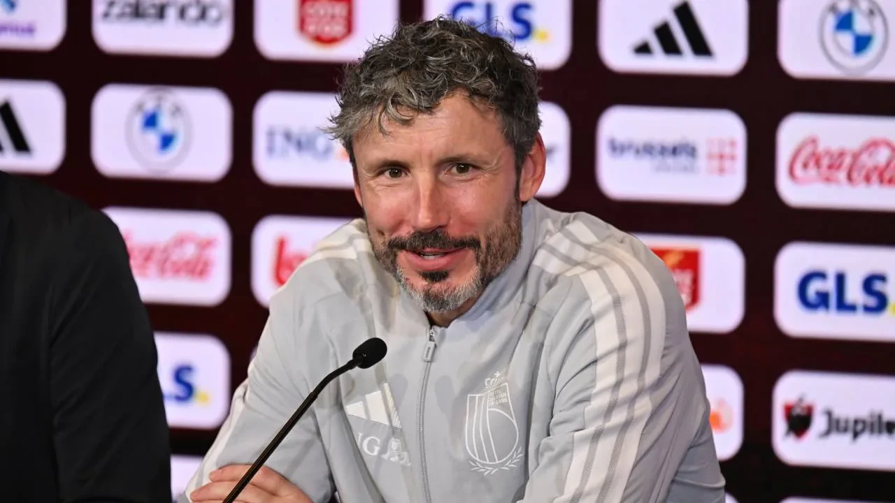 Belçika Teknik Direktörü van Bommel, Türkiye maçıyla ilgili konuştu! Trossard ve Lukaku forma giyecek mi?
