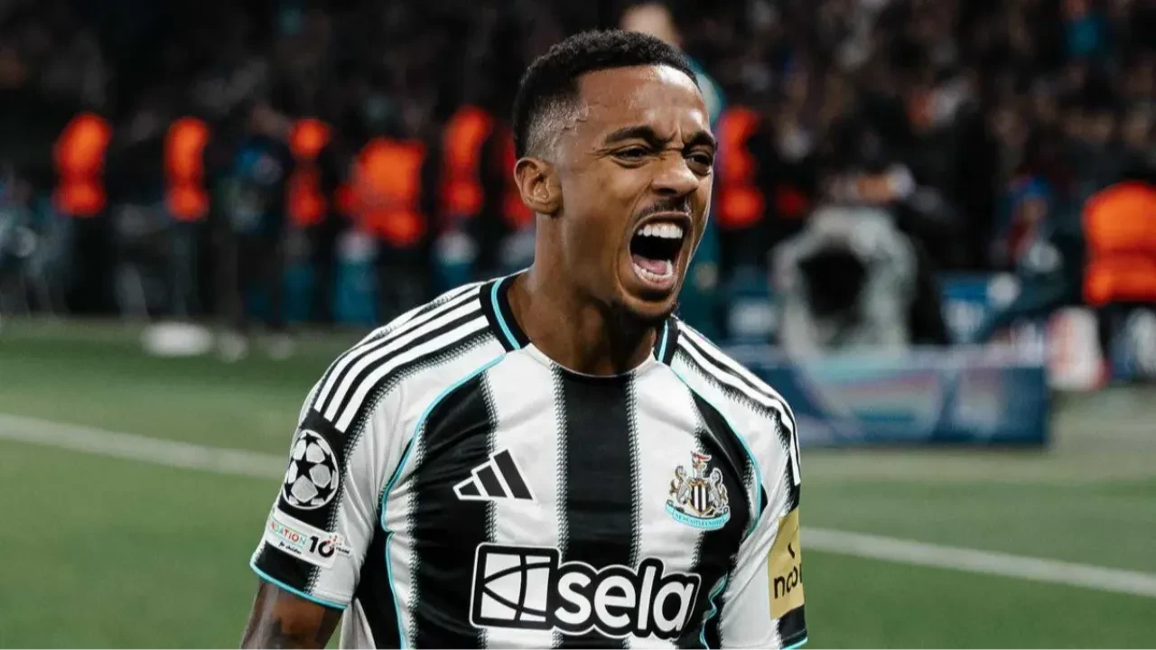 Beşiktaş Joe Willock transferi için yeniden masada