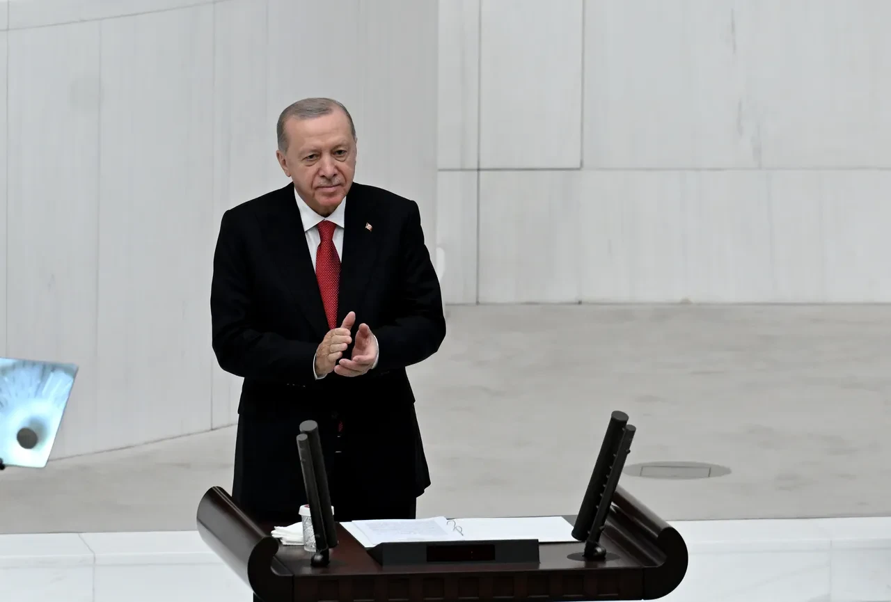 Cumhurbaşkanı Erdoğan'dan fon soruşturmasıyla ilgili net mesaj: "Meseleyi süratle çözüyoruz"