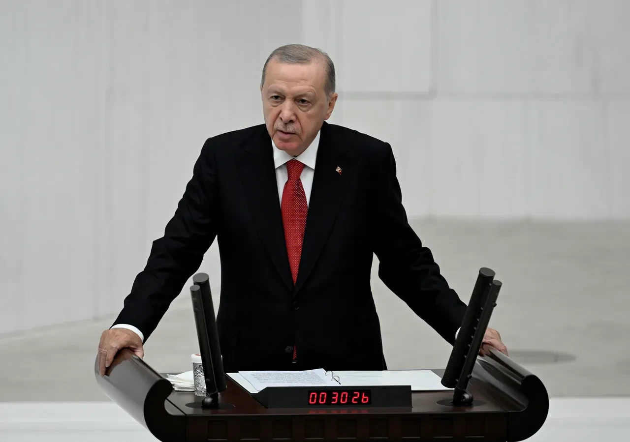Cumhurbaşkanı Erdoğan'dan fon soruşturmasıyla ilgili net mesaj: "Meseleyi süratle çözüyoruz"