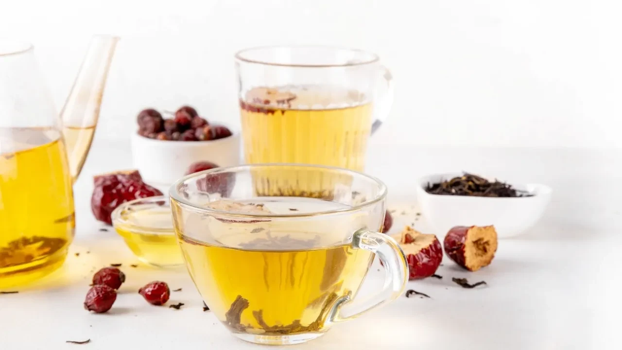 Hünnabı böyle tüketenler kışa hazırlanıyor! Zencefil ve tarçınlı hünnap çayı