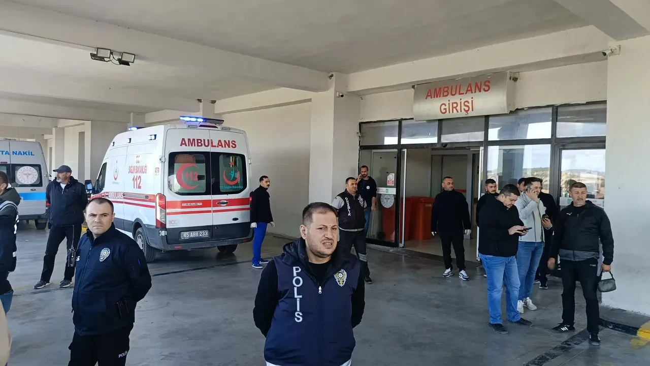 Manisa Soma'da maden ocağında göçük: 5 işçi mahsur kaldı
