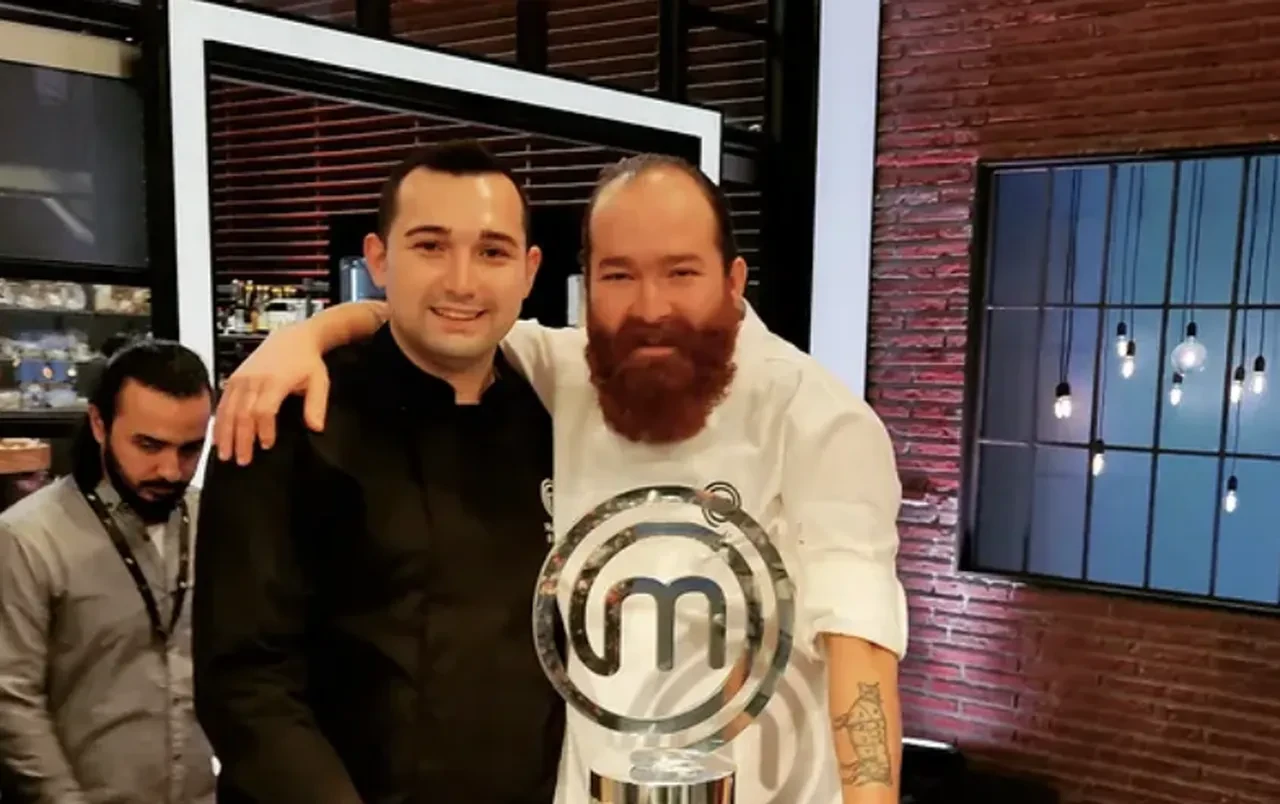 Masterchef Şef Mert Şafak kimdir, restoranı nerede? Dilara ve Mert Şafak’ın mezeleri beğeni topladı