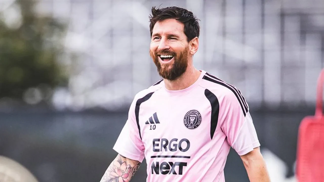 Messi'nin yeni takımı belli oldu! İmzalar resmen atıldı