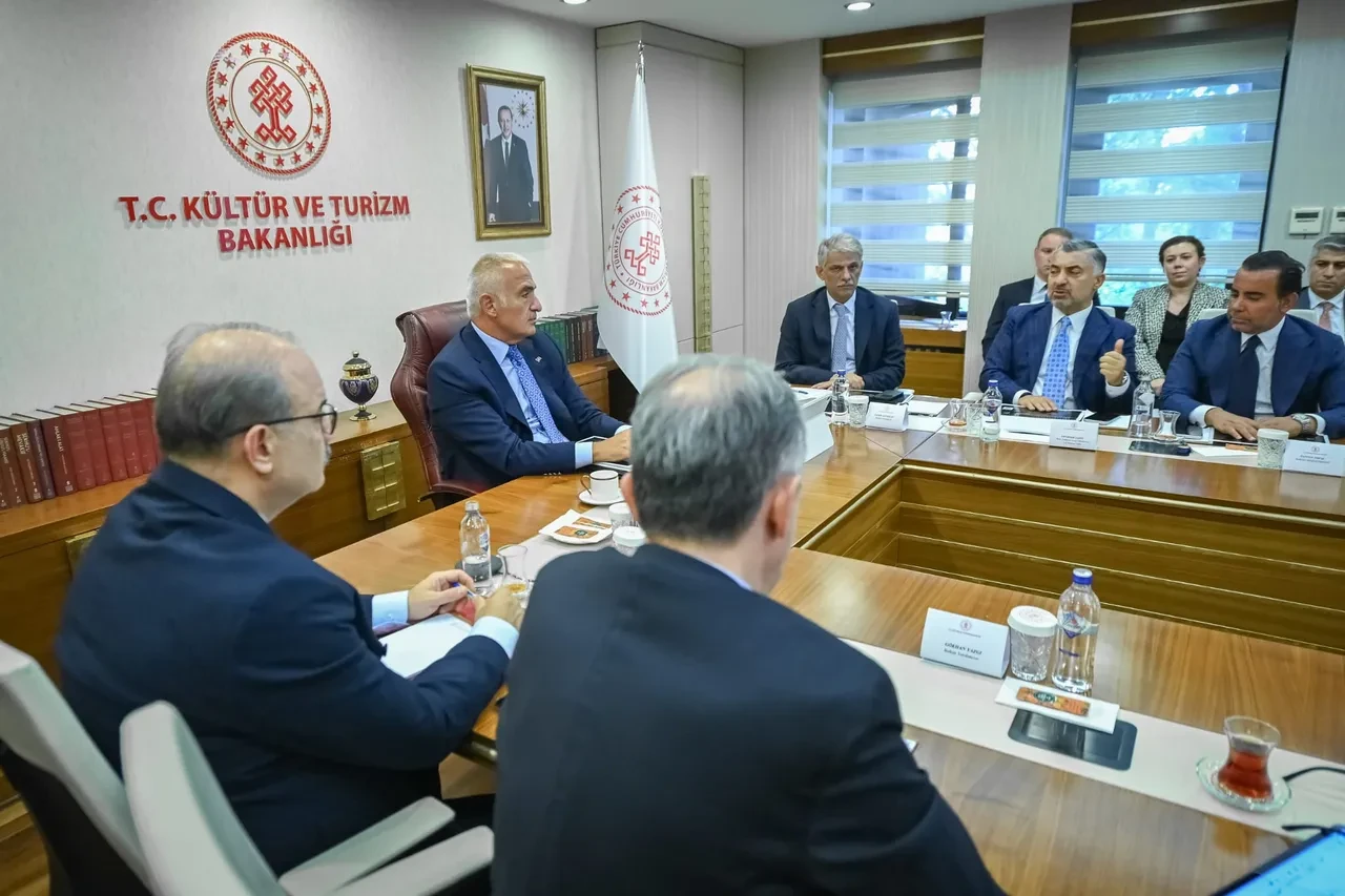 Müze ve ören yerlerinde dijital dönüşüm için geri sayım: T.C. kimlik kartları müzekart olarak kullanılacak