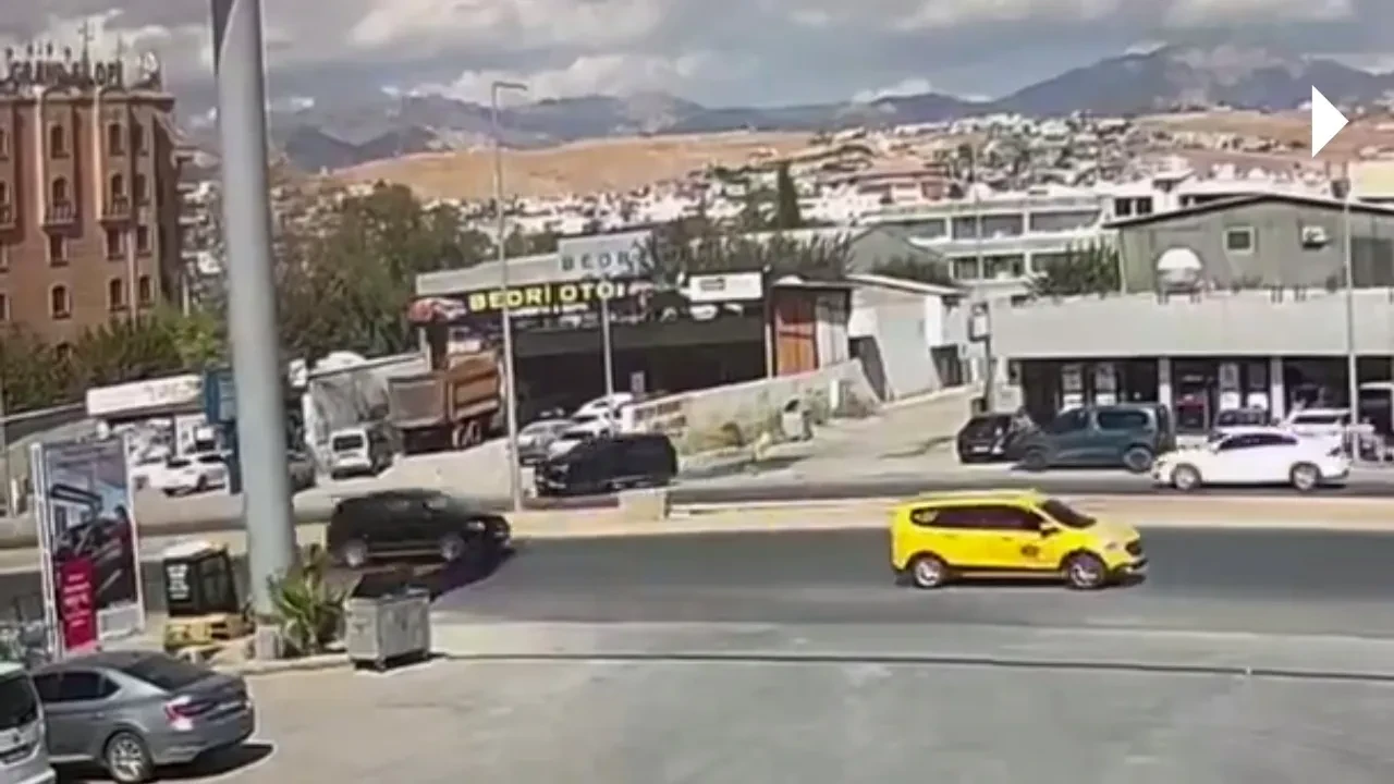 Silopi'de ters yön faciası: Otomobil 15 yaşındaki çocuğun üzerinden geçti! 