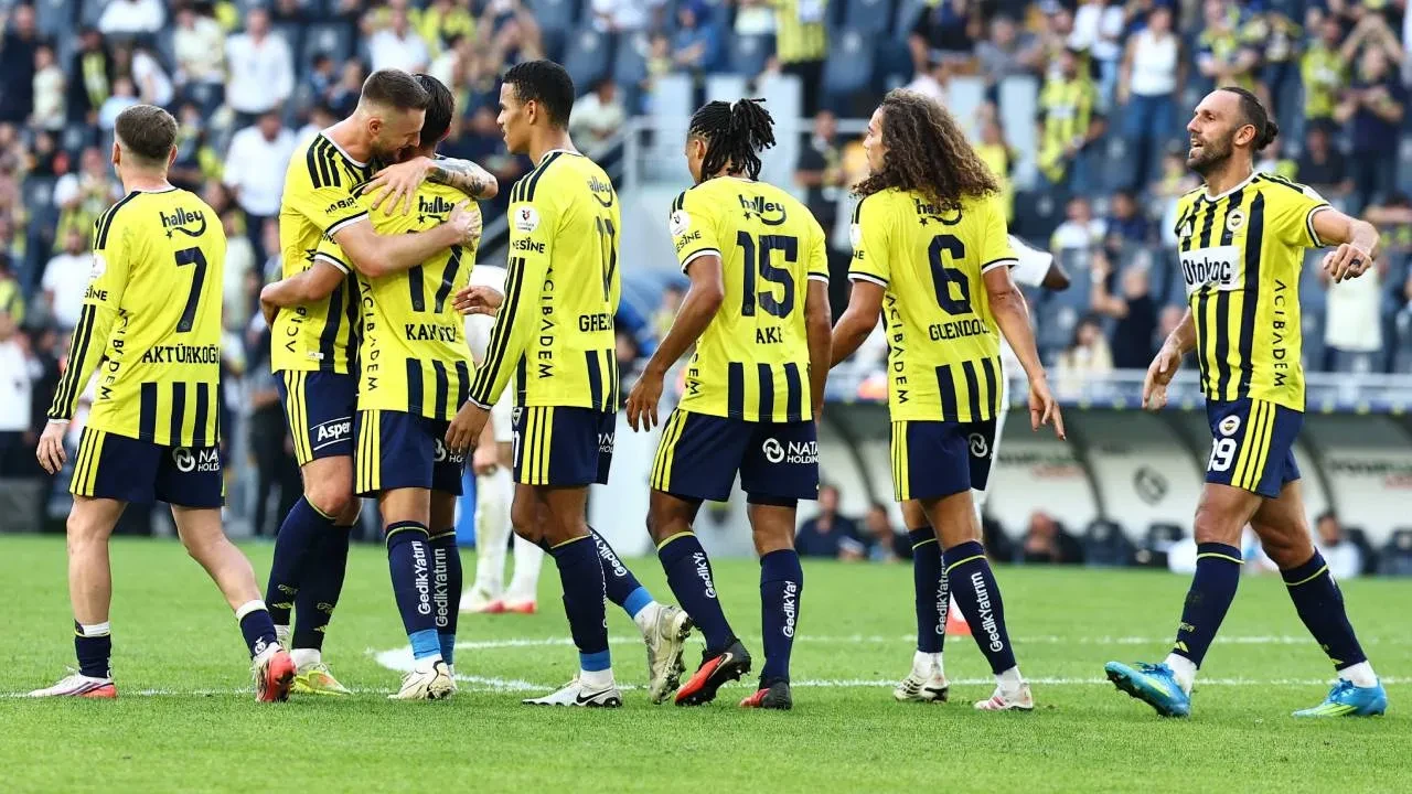 CANLI MAÇ ANLATIMI | Çaykur Rizespor ile Fenerbahçe karşı karşıya geliyor