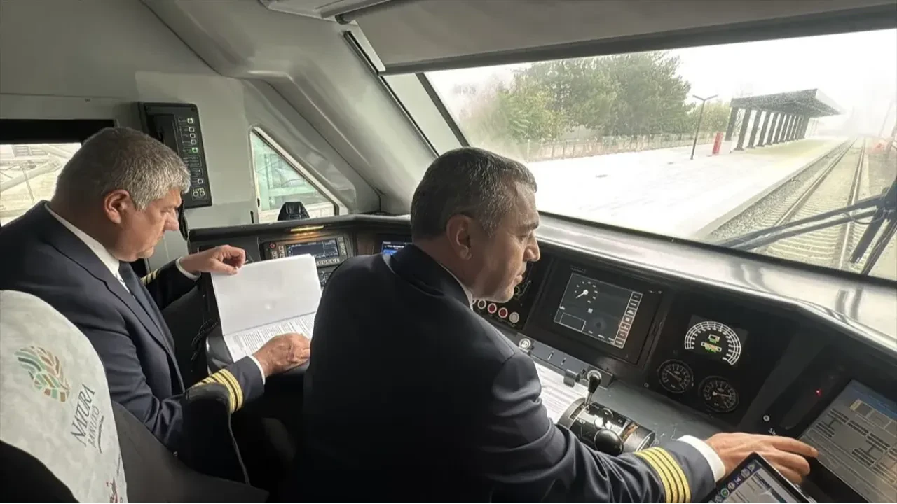 Çerkezköy-Kapıkule Hızlı Tren Hattı'nda ilk yolculuk başladı