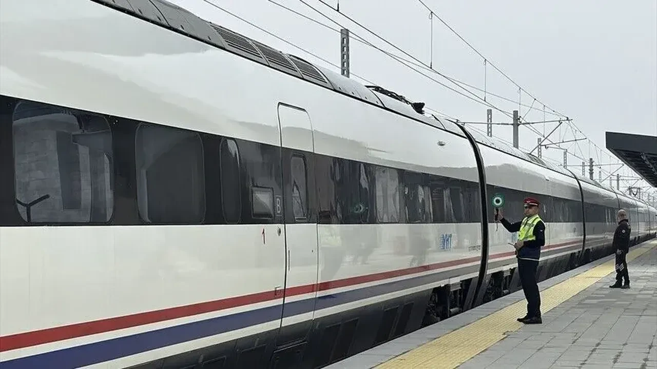 Çerkezköy-Kapıkule Hızlı Tren Hattı'nda ilk yolculuk başladı