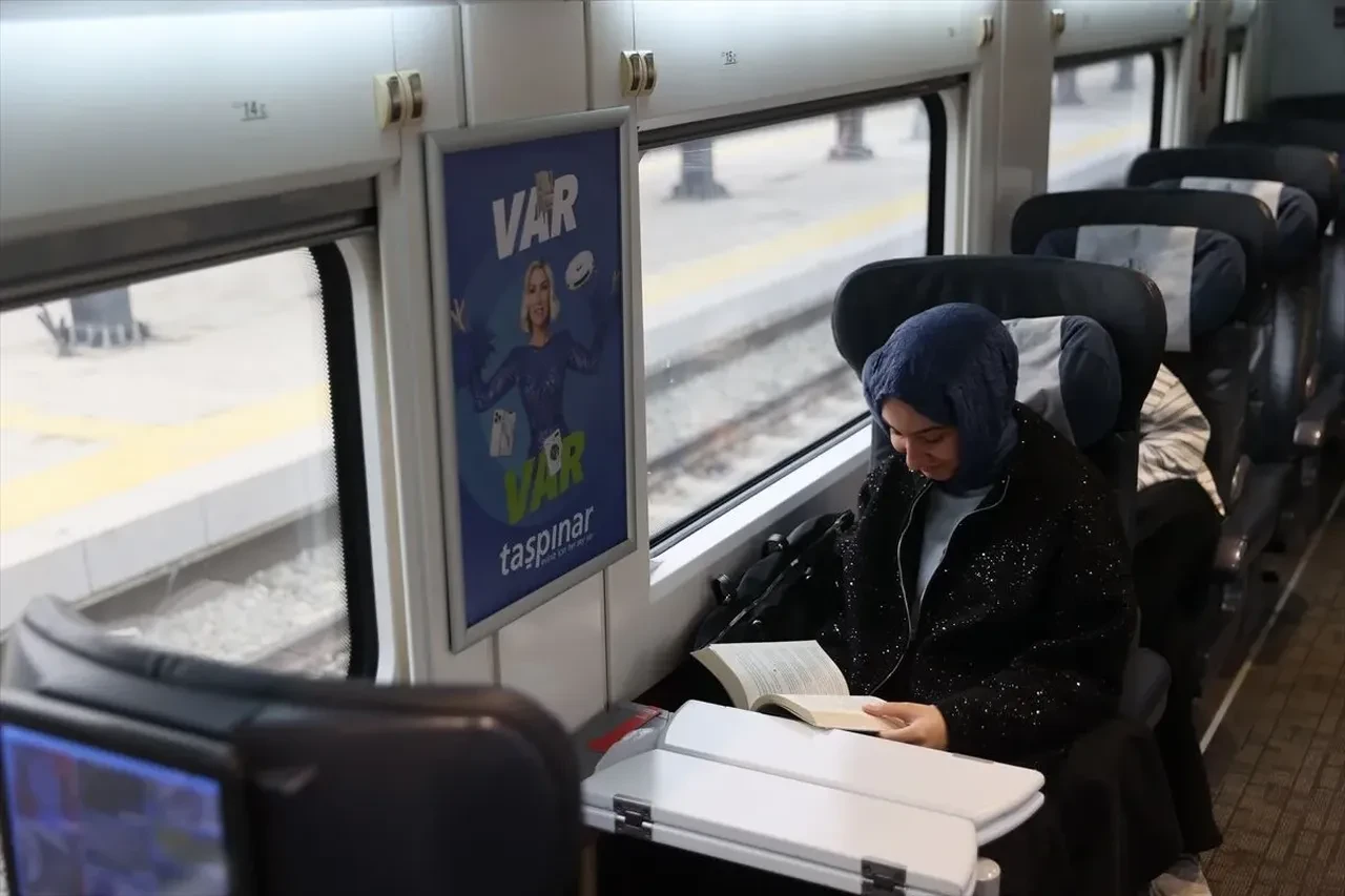 Çerkezköy-Kapıkule Hızlı Tren Hattı'nda ilk yolculuk başladı