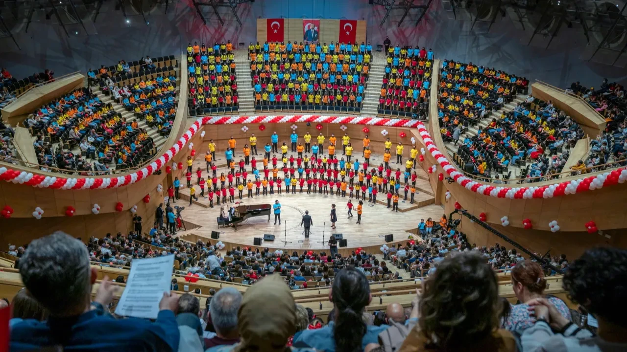 Dünyaca ünlü Strauss Philharmonie Viyana’nin ruhunu AKM ve CSO Ada Ankara sahnelerine taşıyacak