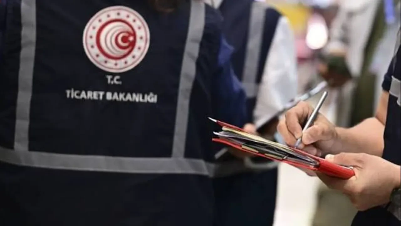 Kapıda başka menüde başka: 4 cacığa 1000 lira yazdılar! 34 ürünün fiyatı farklı çıktı, ceza kesildi